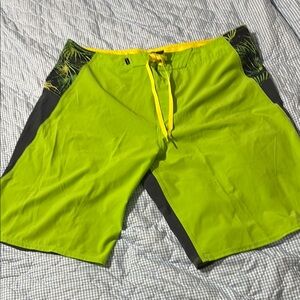 Oakley Green and Yellow Board Shorts Quick-Dry Sporty Design